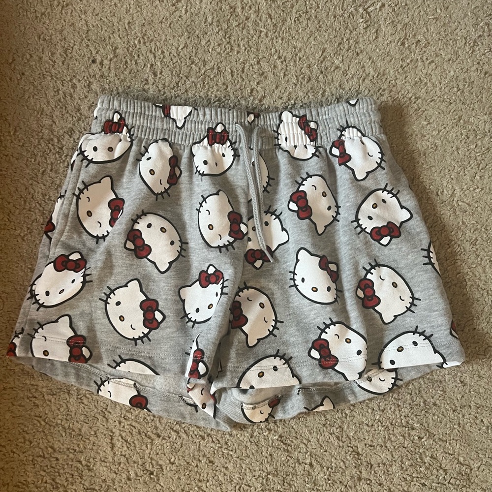 Adorable hello kitty shorts